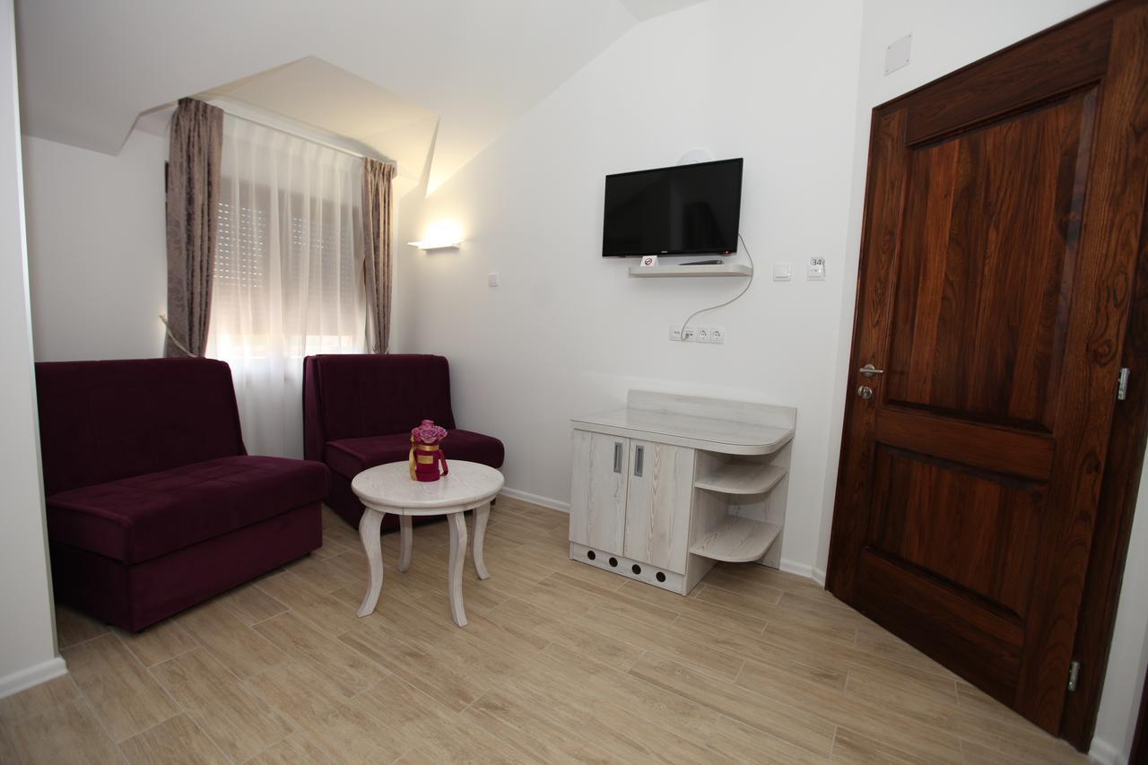 Apis Hotel Trebinje Exteriér fotografie